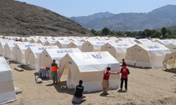 Türkiye'den Afganistan'a deprem yardımı
