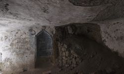 Üstü cami, altı kilise olan kayadan oyma tarihi yapı, turizme kazandırılmayı bekliyor / Ek fotoğraflar