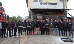 Yangın ihbarına giden itfaiye ekibine sürpriz kutlama