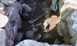 12 bin yıllık Çayönü Tepesi'nde 8 mezar gün yüzüne çıkarıldı