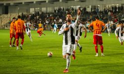 Altay gülmeyi hatırladı