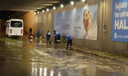 Antalya'da sağanak ve dolu hayatı felç etti (2)