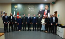 Bakan Fidan, AK Parti Dış İlişkiler Başkanı Sırakaya ile görüştü