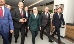 Bakan Göktaş: Aile dostu ekosistemin bir parçası aile dostu teknolojidir / Ek fotoğraflar