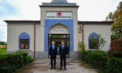 Bakan Tunç, Bükreş Türk Şehitliği'ni ziyaret etti