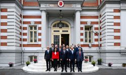 Bakan Tunç, Türkiye'nin Bükreş Büyükelçiliği'ni ziyaret etti