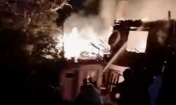 Bartın'da 2 katlı ahşap ev yandı