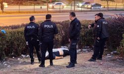 Bursa'da kavşakta erkek cesedi bulundu
