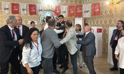 CHP Samsun İl Kongresi'nde arbede; Mehmet Özdağ yeniden il başkanı