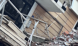 Gebze'de bina çöktü; 5 kişiden 2'sinin cansız bedenine ulaşıldı (13)