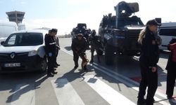 Havalimanında patlayıcıların kullanıldığı tatbikat, gerçeğini aratmadı