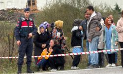 İşçi servis midibüsü devrildi: 1 ölü, 19 yaralı (2)