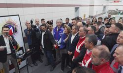 İstanbul - Özgür Özel, Çekmeköy-Sancaktepe-Sultanbeyli Metro Hattı'nda test sürüşüne katıldı
