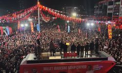 İstanbul - Özgür Özel Esenyurt'ta konuştu
