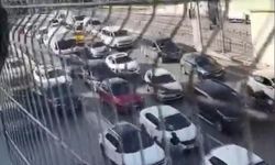 İstanbul - Şişli'de alt geçitte 5 aracın karıştığı zincirleme kaza: 1 doktor yaralandı