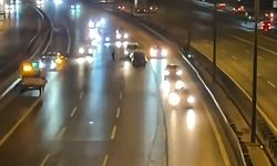 İstanbul-TEM Otoyolu'nda kaza sonrası araçlar yol ortasında kaldı; tehlikeli anlar kamerada
