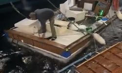 İstanbul- Üsküdar'da yolcu motoru balıkçı teknesine çarptı-1