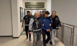 İstanbul'dan geldikleri Kocaeli'nde iş yeri kurşunlayan 2 şüpheli tutuklandı