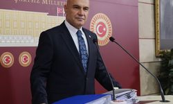 İYİ Parti'li Çömez: Hiç kimse teröristbaşının çıkacağını ümit etmesin