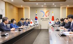 Japonya Başbakanı Sanae, Güney Kore Devlet Başkanı Lee ile görüştü