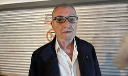 Kamyon 4 katlı apartmanın giriş katına çarptı: Daire sakinlerinin korku yaşadığı kaza kamerada