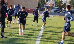 Kayserispor Teknik Direktörü Djalovic: Takım olarak çok daha güçlü hale geleceğiz
