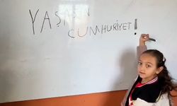 Konya'da 1 öğretmenli, 1 öğrencili okulda 29 Ekim töreni