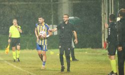 Menemen FK fırsat tepti
