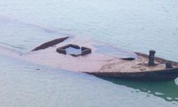 Nijerya'da tekne alabora oldu: 20 ölü