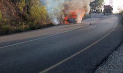 Osmaniye'de otomobildeki yangın, ormana sıçramadan söndürüldü