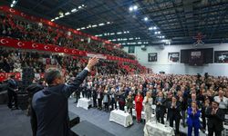 Özgür Özel: Sırf bizi çıldırtmak için dört teğmeni ordudan ihraç ediyorlar