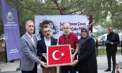 Şehadet haberini duyunca 'Vatan sağ olsun' diyen şehit babası, toprağa verildi