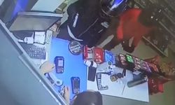 Silahlı şüpheliler akaryakıt istasyonunun marketini soydu