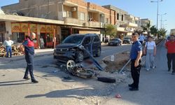 Şırnak'ta hafif ticari araçla çarpışan motosikletin sürücüsü ağır yaralandı