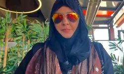 Su altında işaret diliyle Gazze eylemi