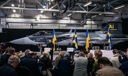 Ukrayna, İsveç'ten Gripen savaş uçağı filosu alacak