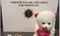 Uyuşturucuyu oyuncak ayının içerisine gizlemiş