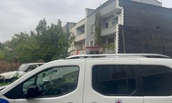 2'nci kattaki evinin balkonundan düşüp ağır yaralandı