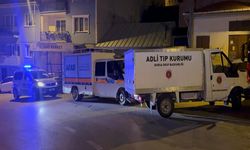 80 yaşındaki ev sahibinin yangını söndürmek isterken ölmüş olabileceği değerlendiriliyor