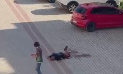 Annesiyle gönül ilişkisi olan kişiyi 22 bıçak darbesiyle öldürdü