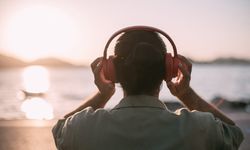 Araştırma: Müzik dinlemek demans riskini azaltabilir