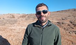 Ayrancı Tepesi, renkli paraşütlerle doldu; kaymakam uçuş yaptı