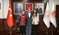 Bakan Göktaş, şehit oğlunun doğum gününü kutladı