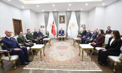 Bakan Güler, bakanlıkta görevli öğretmenlerle bir araya geldi