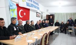 Bakan Güler, Şehit Pilot Cüneyt Kandemir'in evine taziye ziyaretinde bulundu