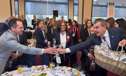 Bakan Tekin, öğretmenlerle Anıtkabir'i ziyaret etti