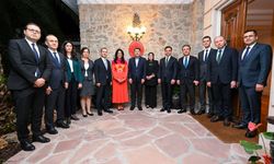 Bakan Tunç, Türkiye'nin Madrid Büyükelçiliği'ni ziyaret etti