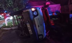 Balıkesir'de kamyon ile kamyonetin çarpıştı; 1 ölü 1 yaralı