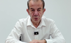 Bolu Belediyesi önündeki Türk bayrakları yarıya indirildi