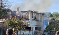 Bursa'daki yangında bir ev küle döndü, bir evde hasar oluştu